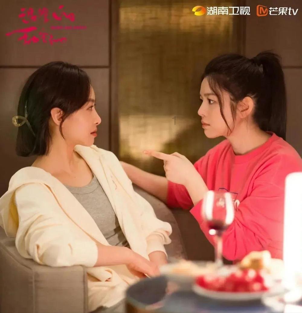 国外美女COS《铁拳8》莉莉：金发大小姐 还原度超高